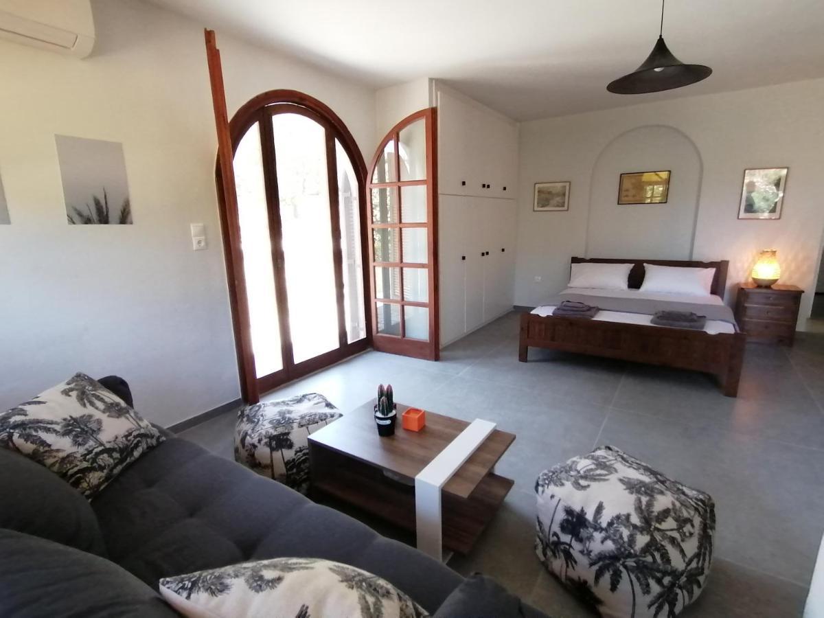 Casadelvilla Private Apartment Portocheli-Kosta Порто Хели Экстерьер фото